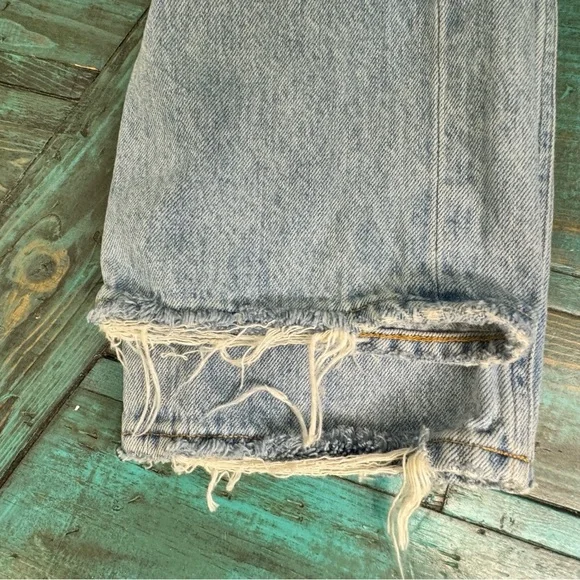 Agolde Riley High Rise Straight Crop Jeans Distressed Size 27 - Picture 13 of 16